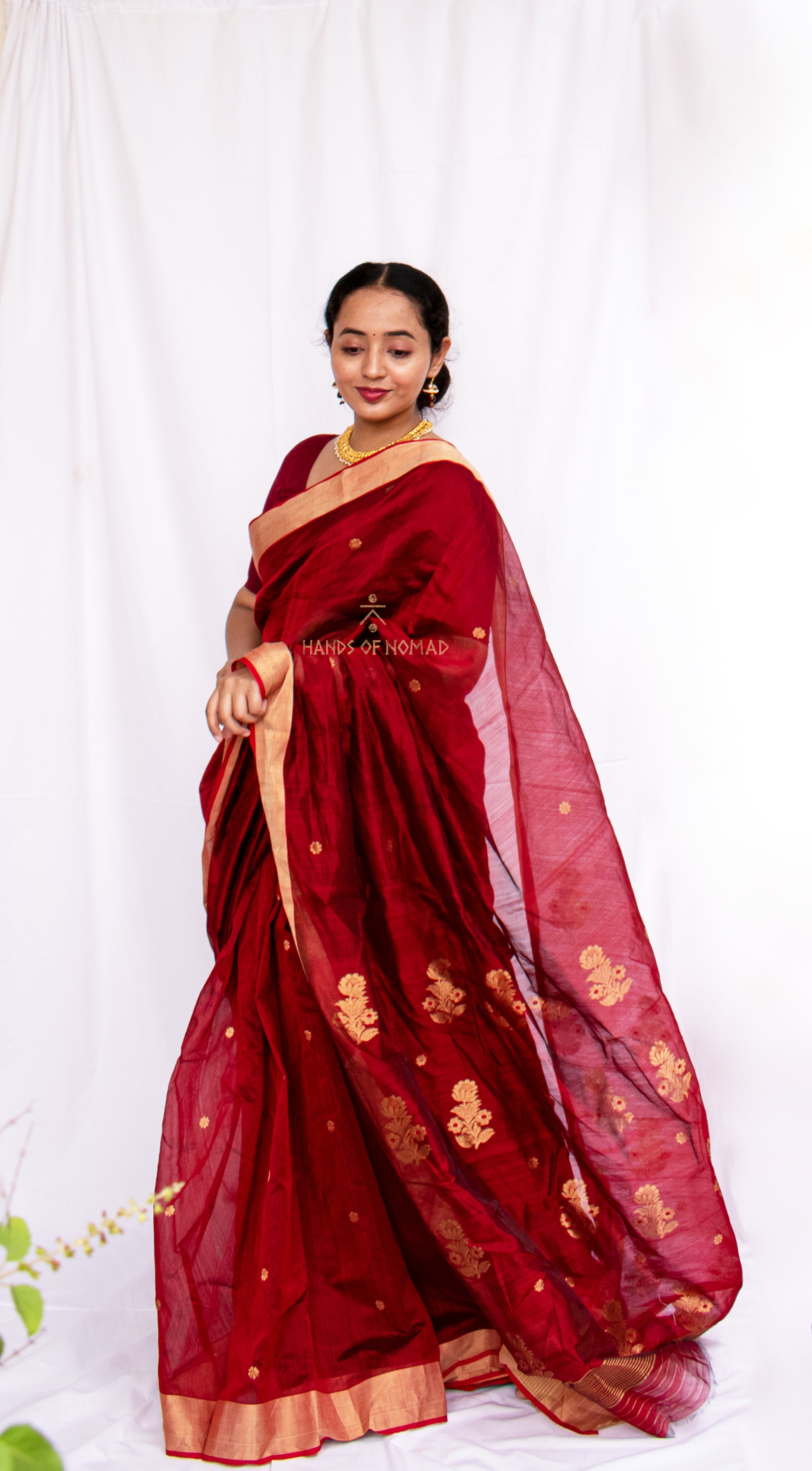 Woman wearing a Red Cotton Silk Chanderi saree 