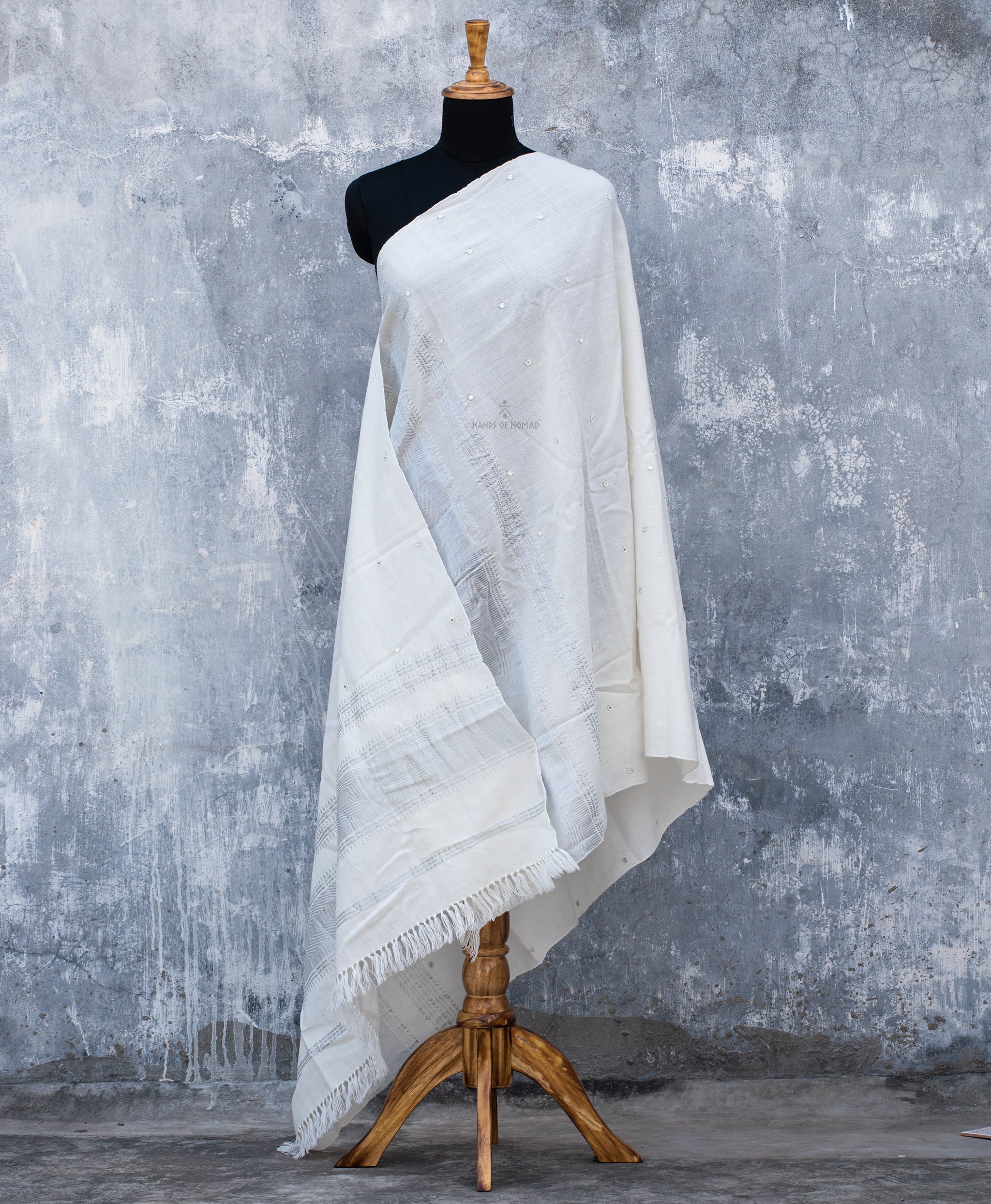 White Bhujodi Woolen Shawl