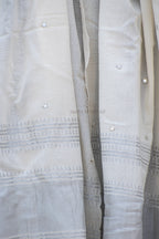 White Bhujodi Woolen Shawl